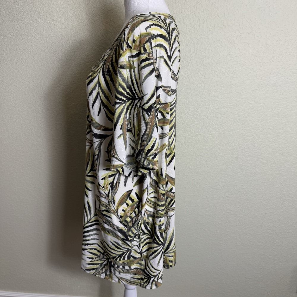 JM‎ Collection Women's Top Blouse Size 2X Short Sleeves Green and Brown Leaves - Picture 4 of 5